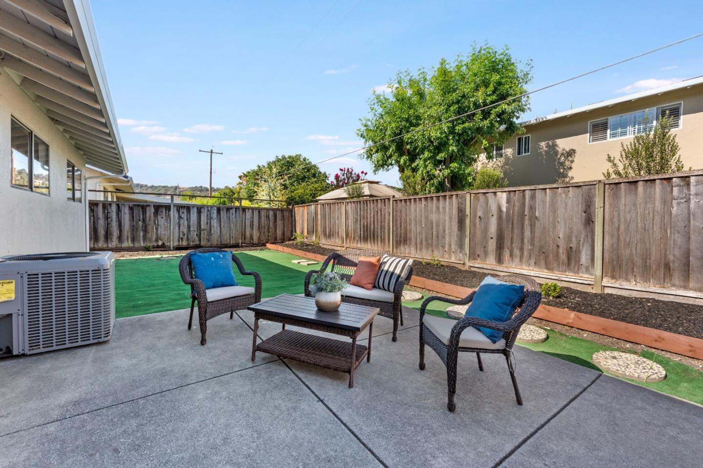 Property photo 37