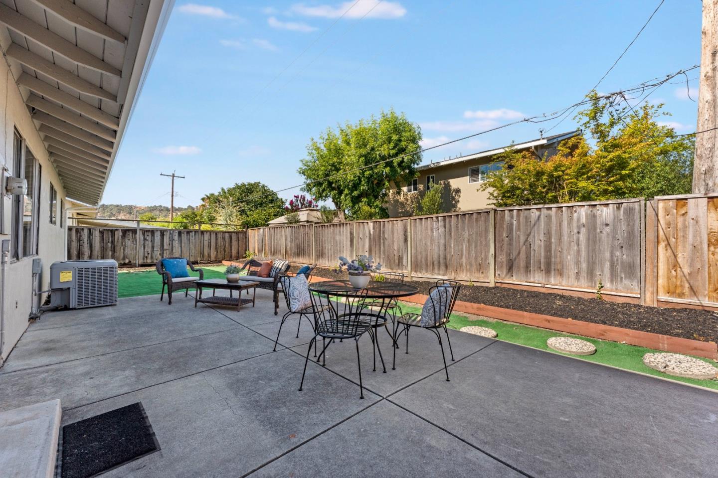 Property photo 38