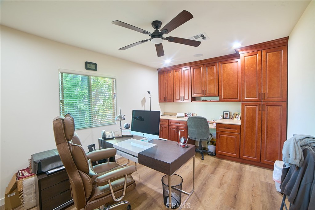 Property photo 35