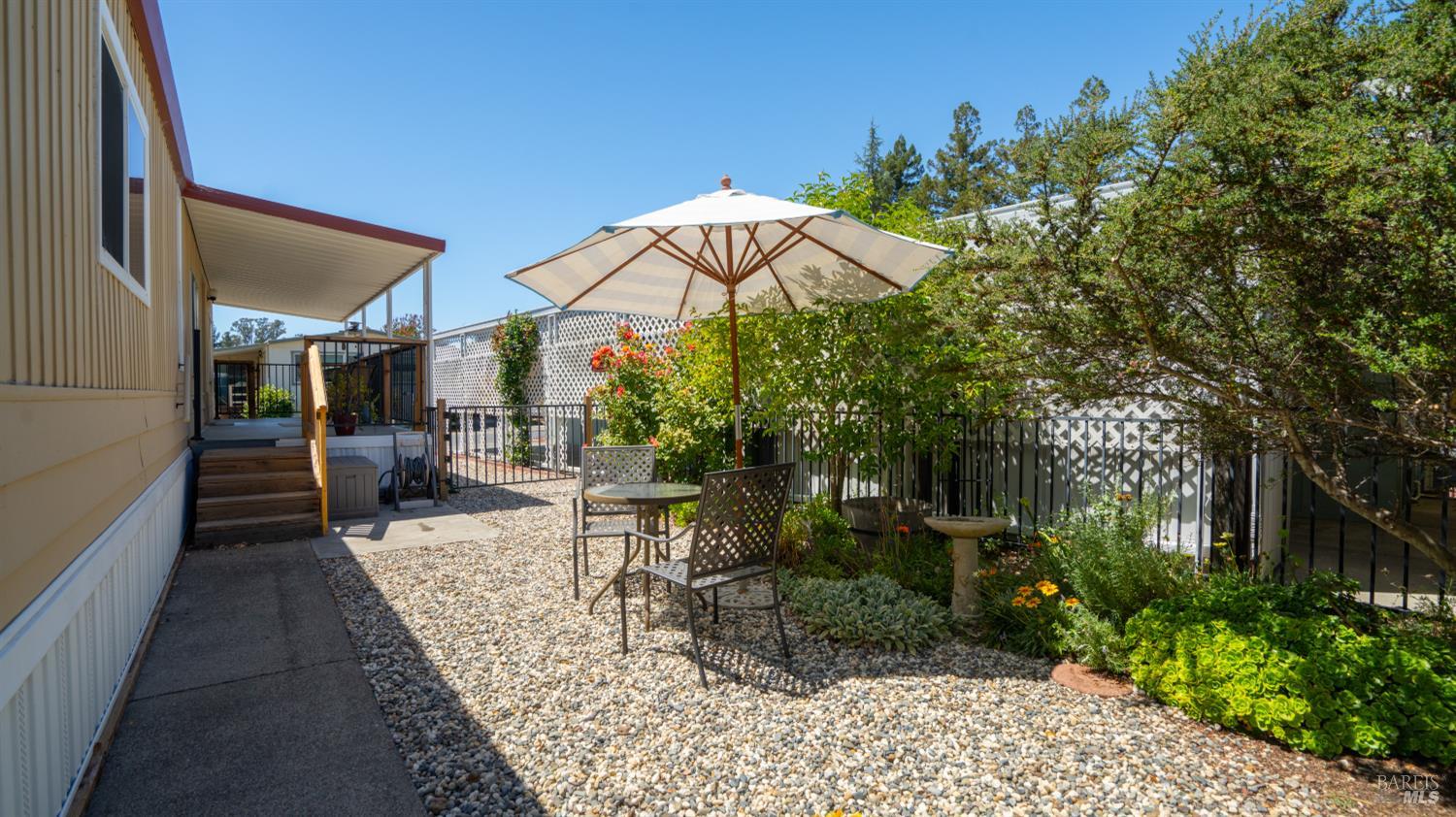 Property photo 32