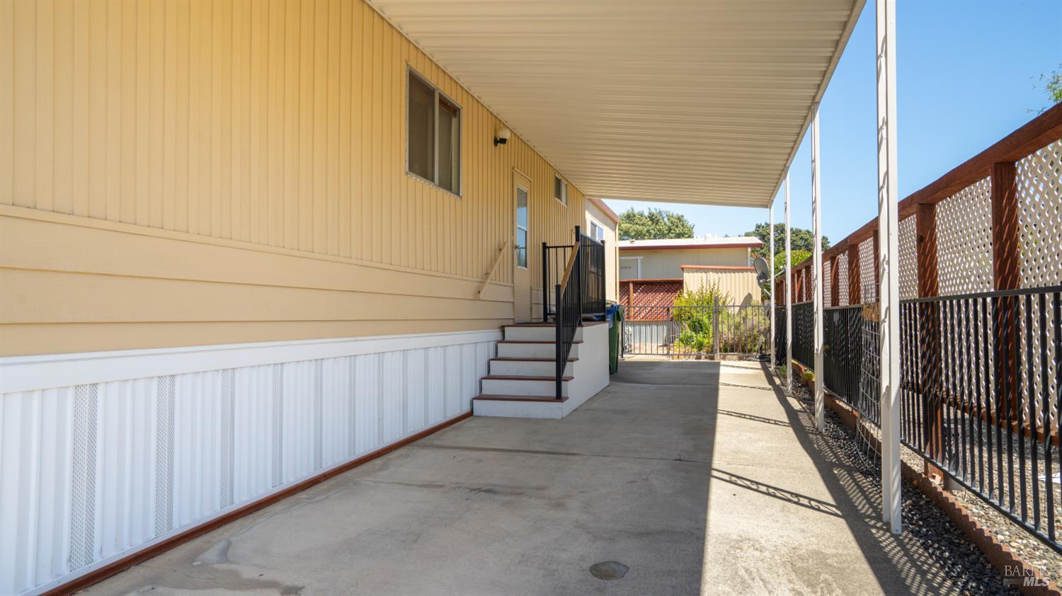 Property photo 38