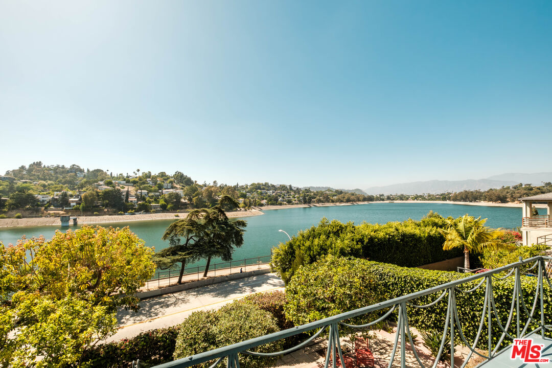Property photo 40