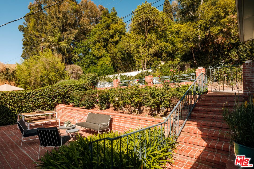 Property photo 46