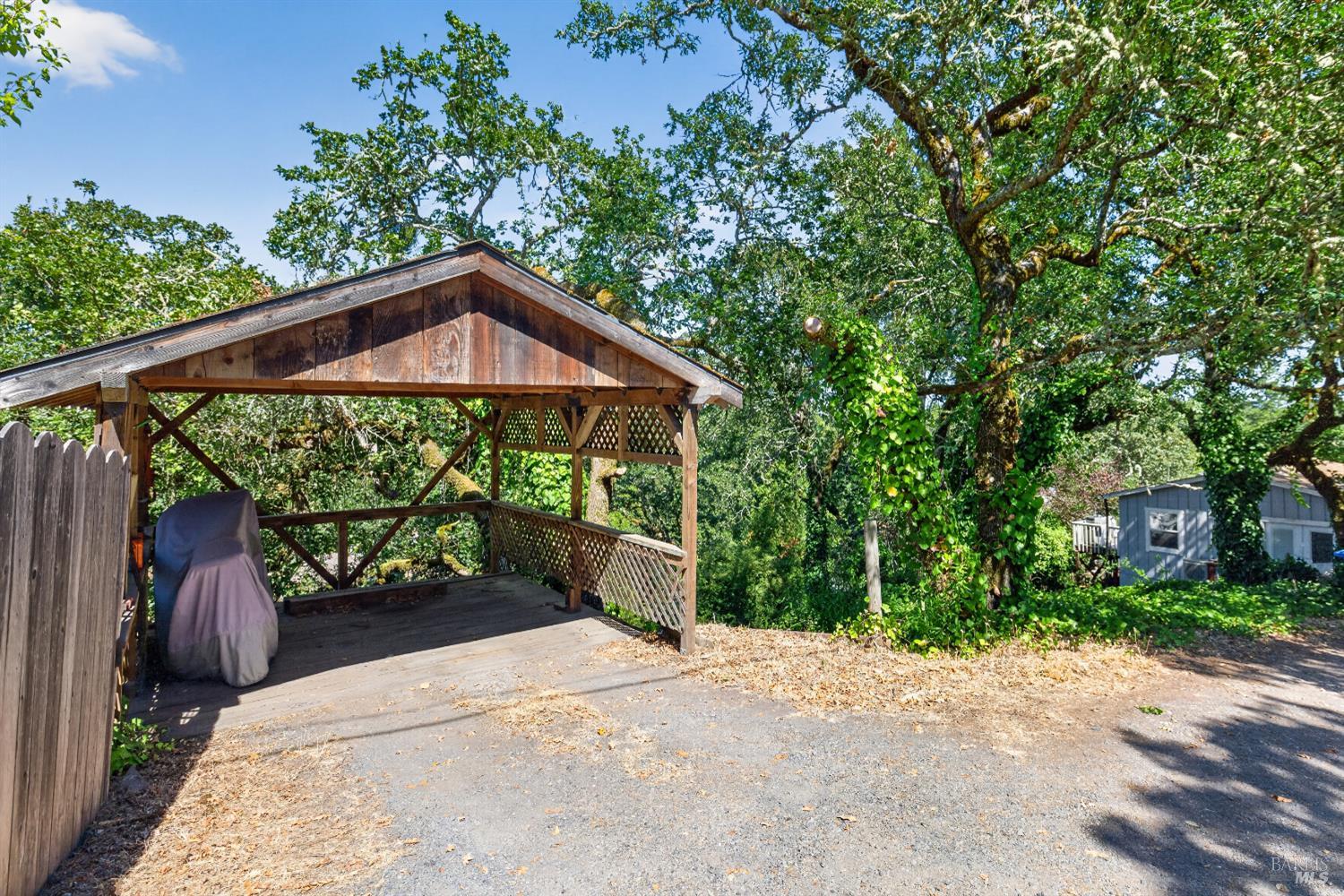 Property photo 40