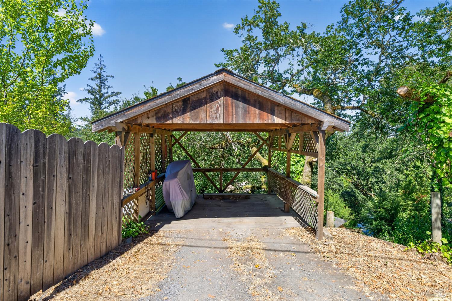 Property photo 43