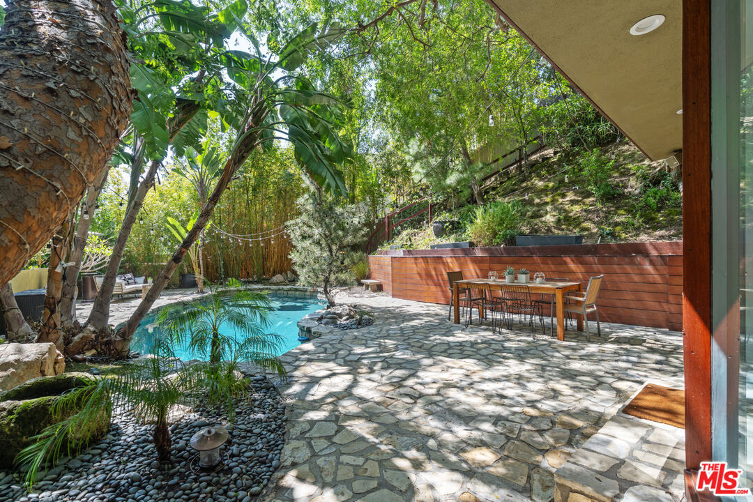 Property photo 44