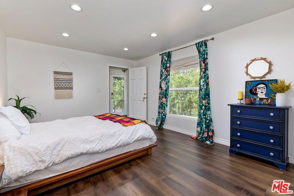 Property photo 43