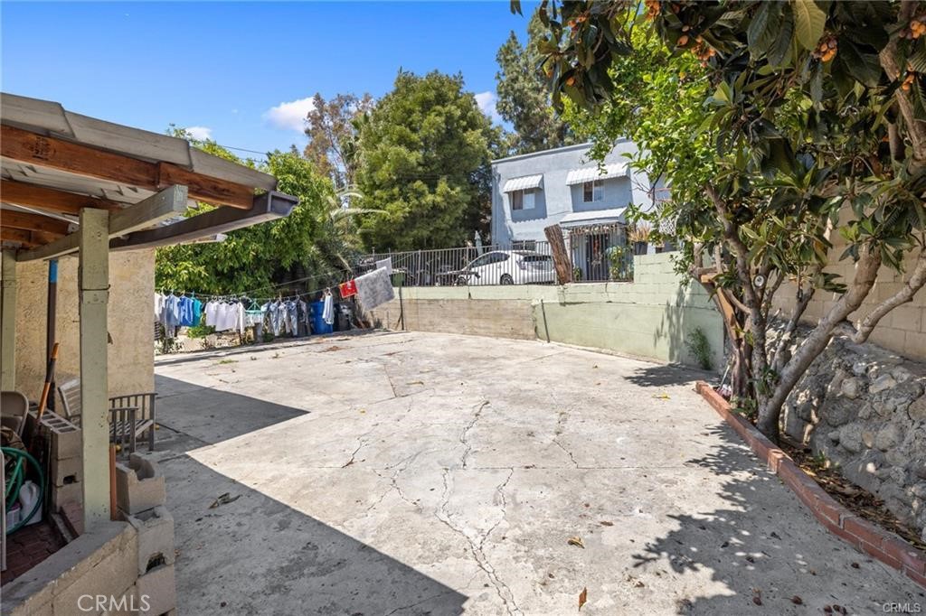 Property photo 25