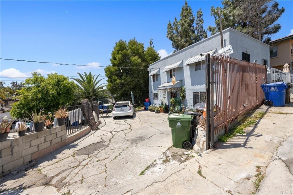 Property photo 31