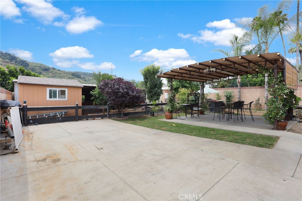 Property photo 32