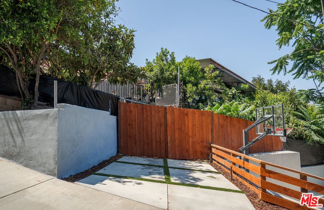Property photo 47