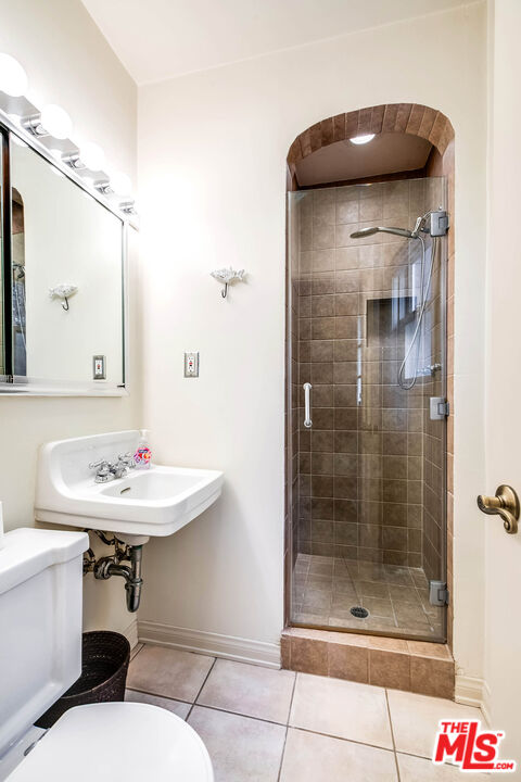 Property photo 25