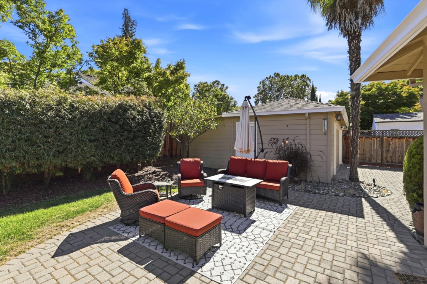 Property photo 44