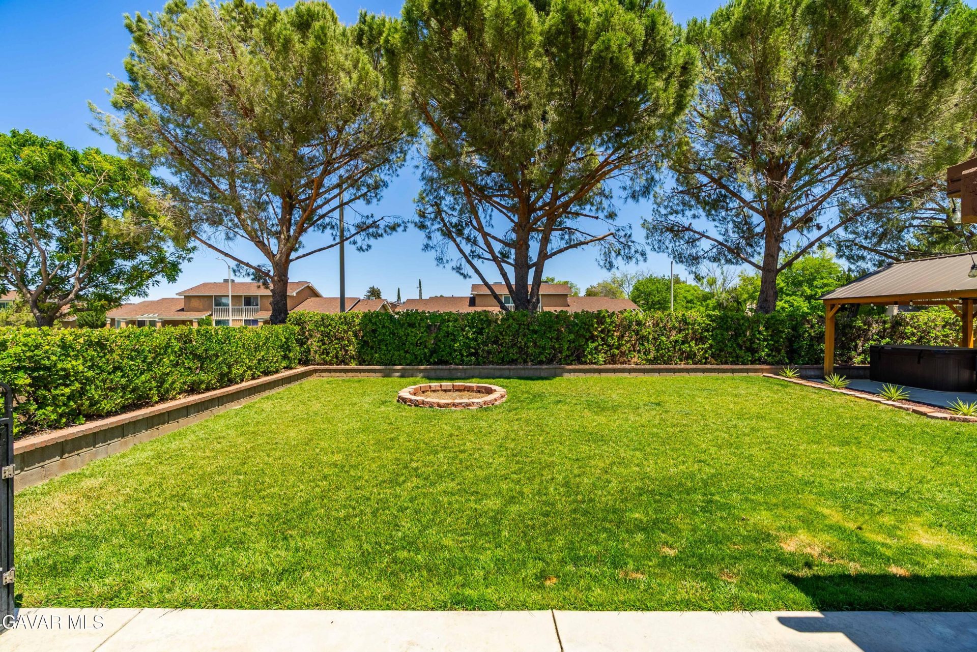 Property photo 35