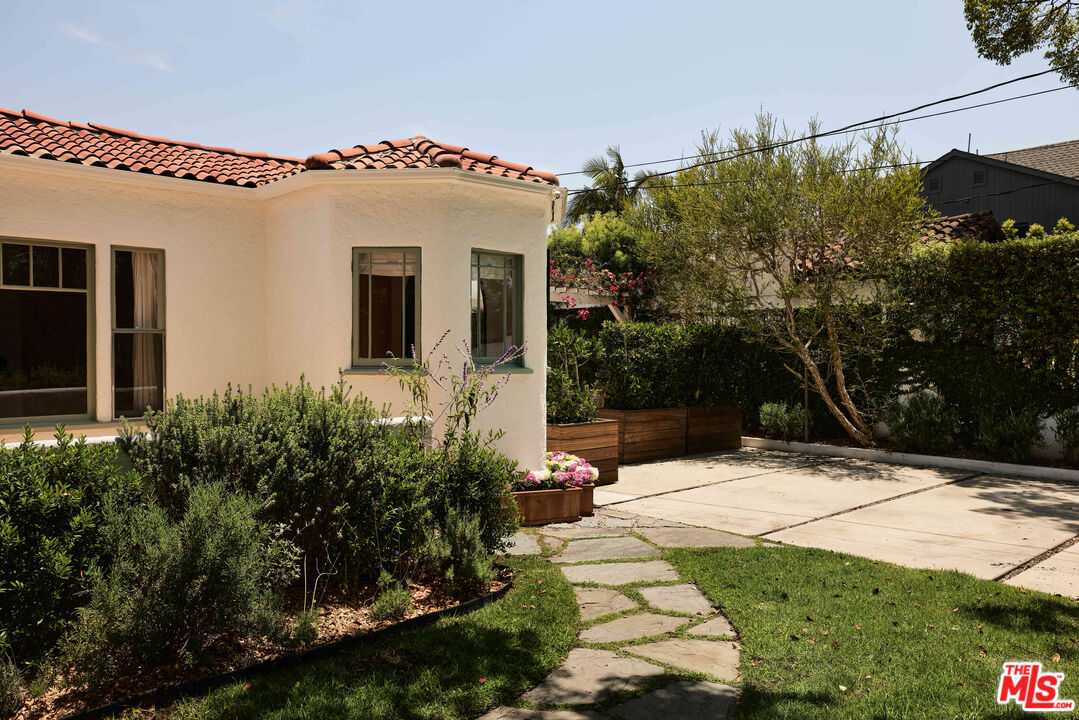Property photo 30