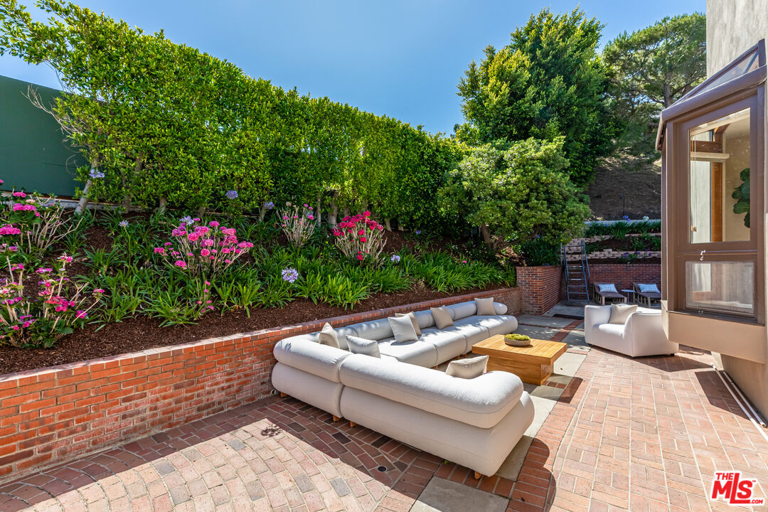 Property photo 34