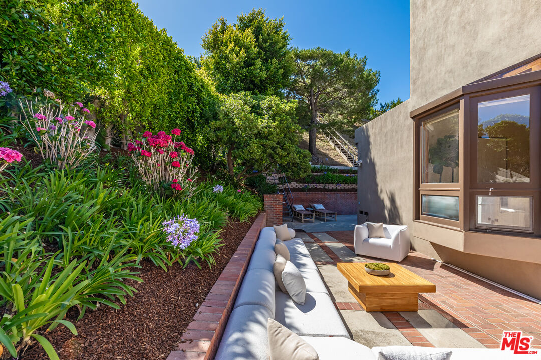 Property photo 35