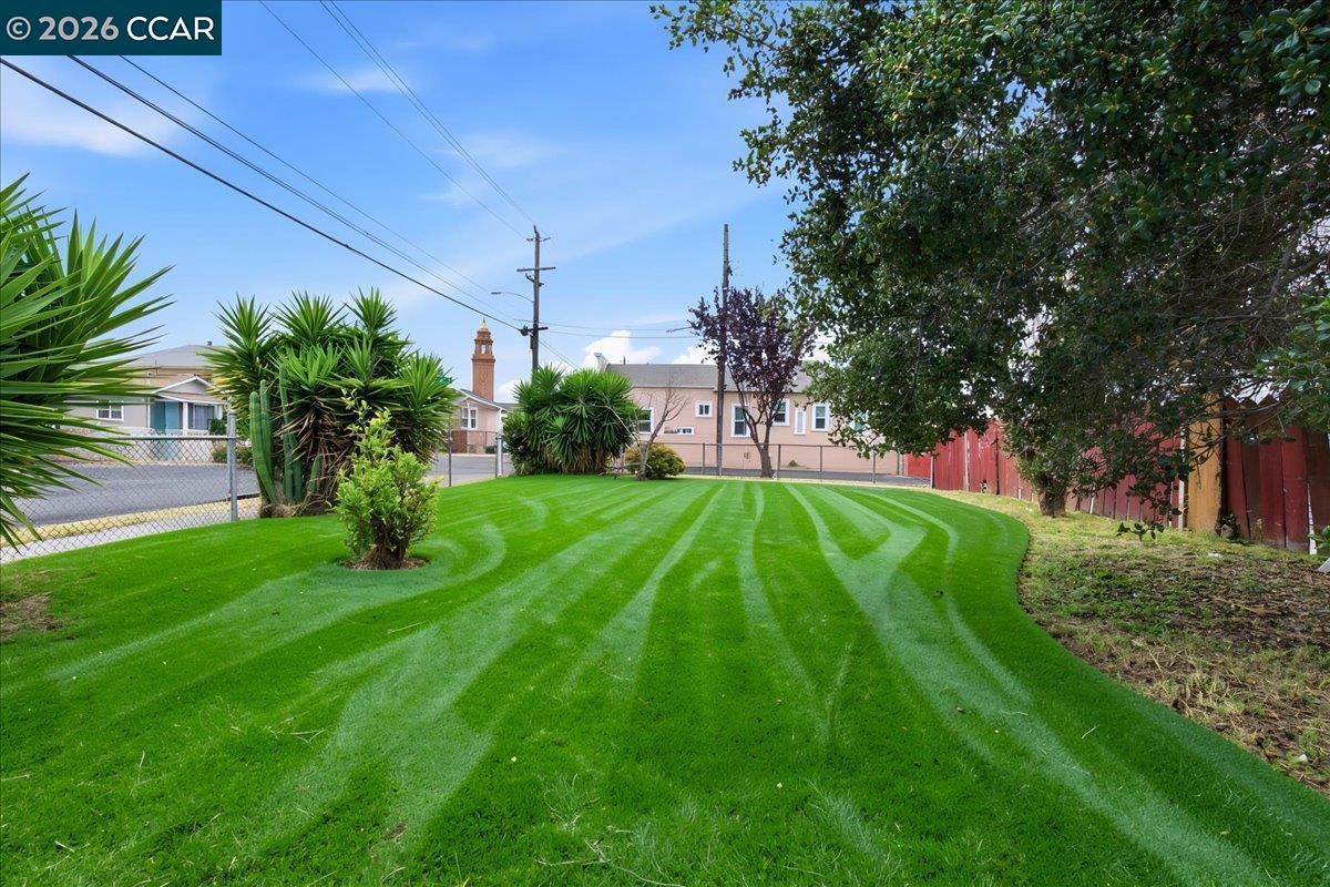 Property photo 25