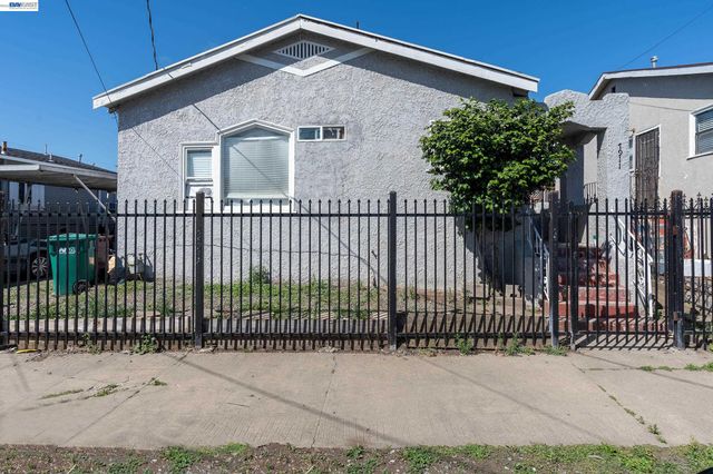 Property photo 37