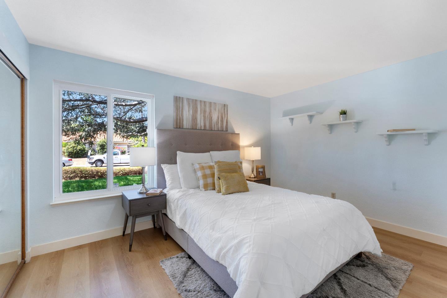 Property photo 35
