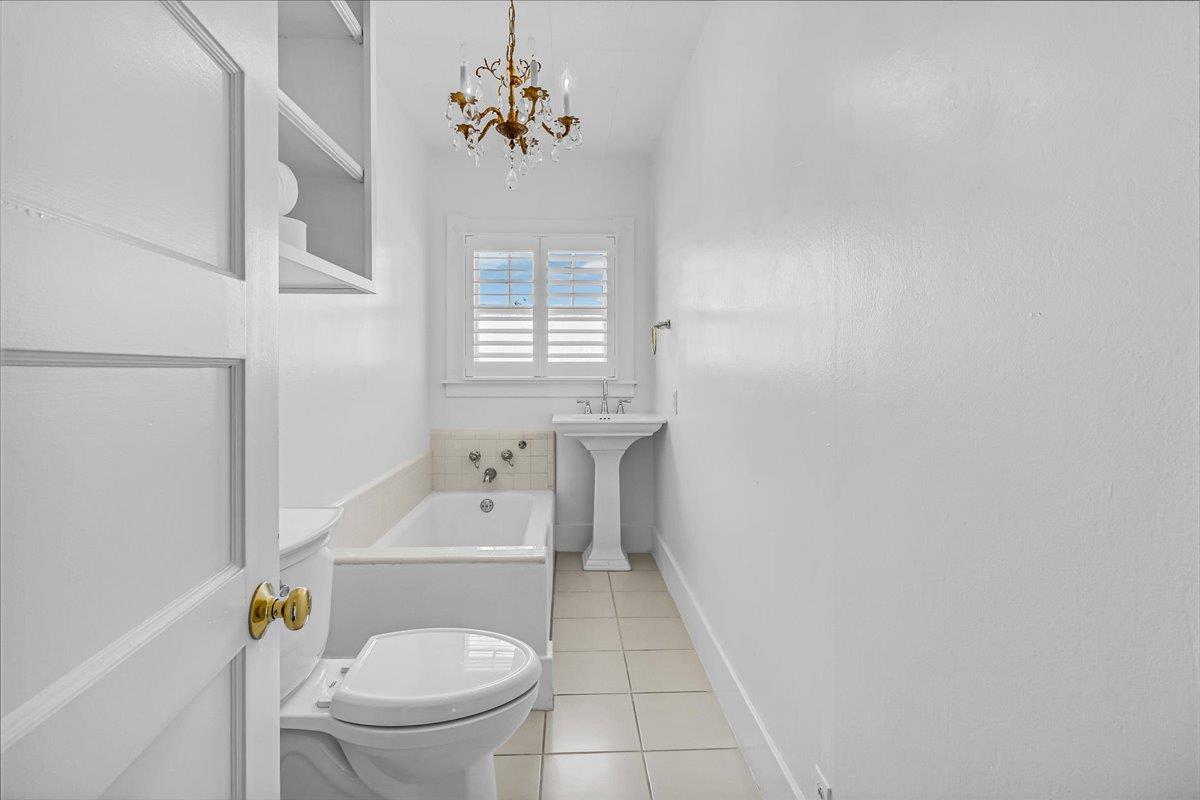 Property photo 40