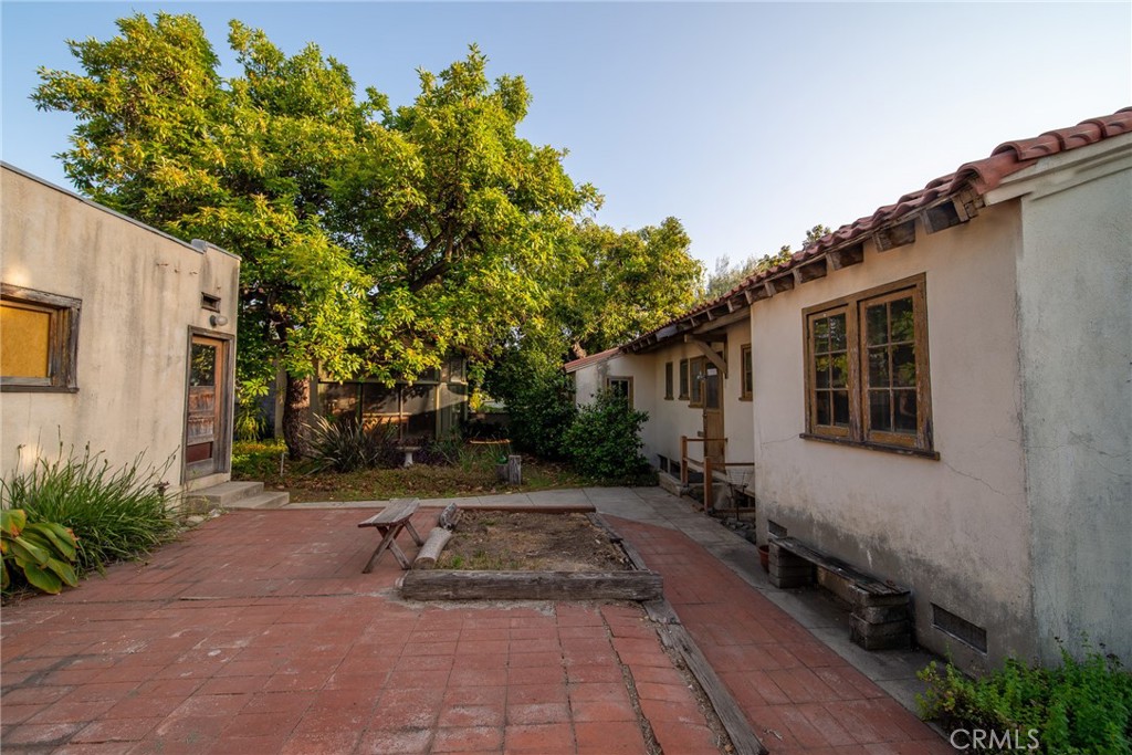 Property photo 33