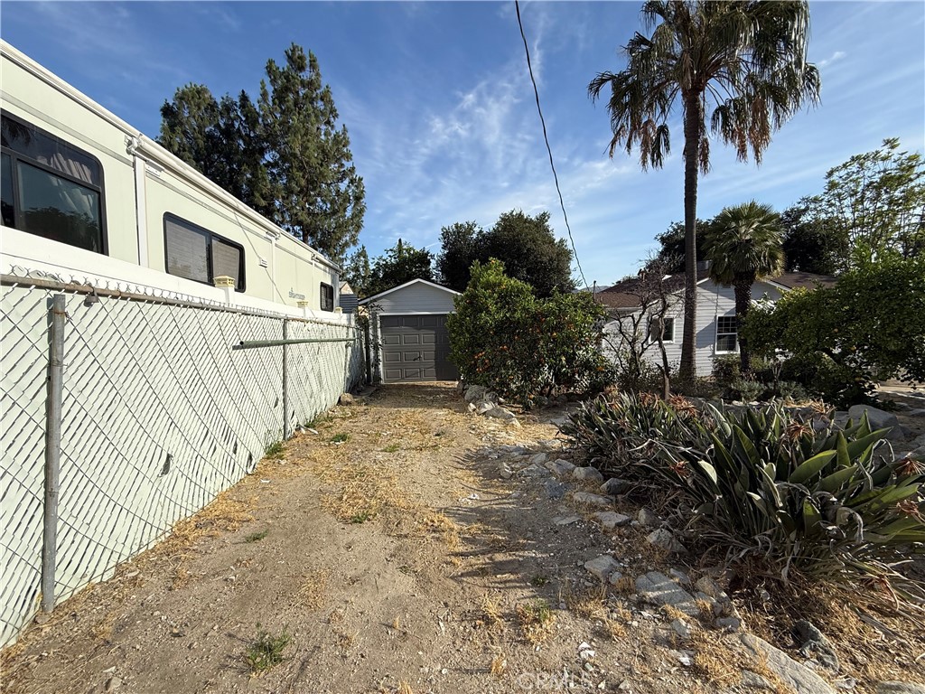 Property photo 35