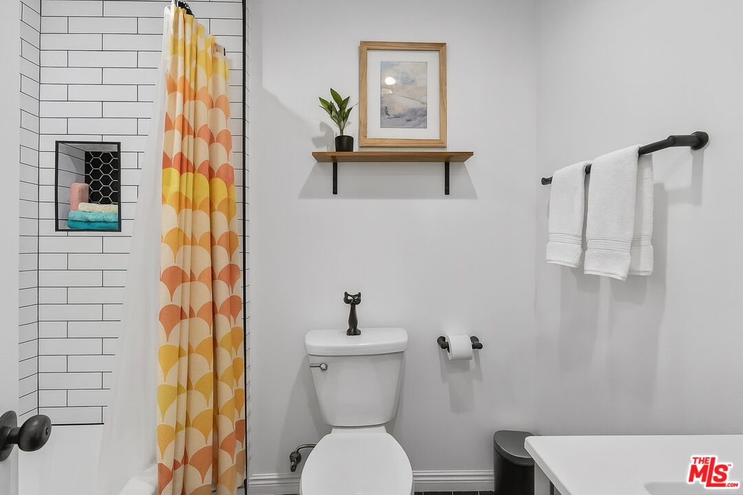 Property photo 28