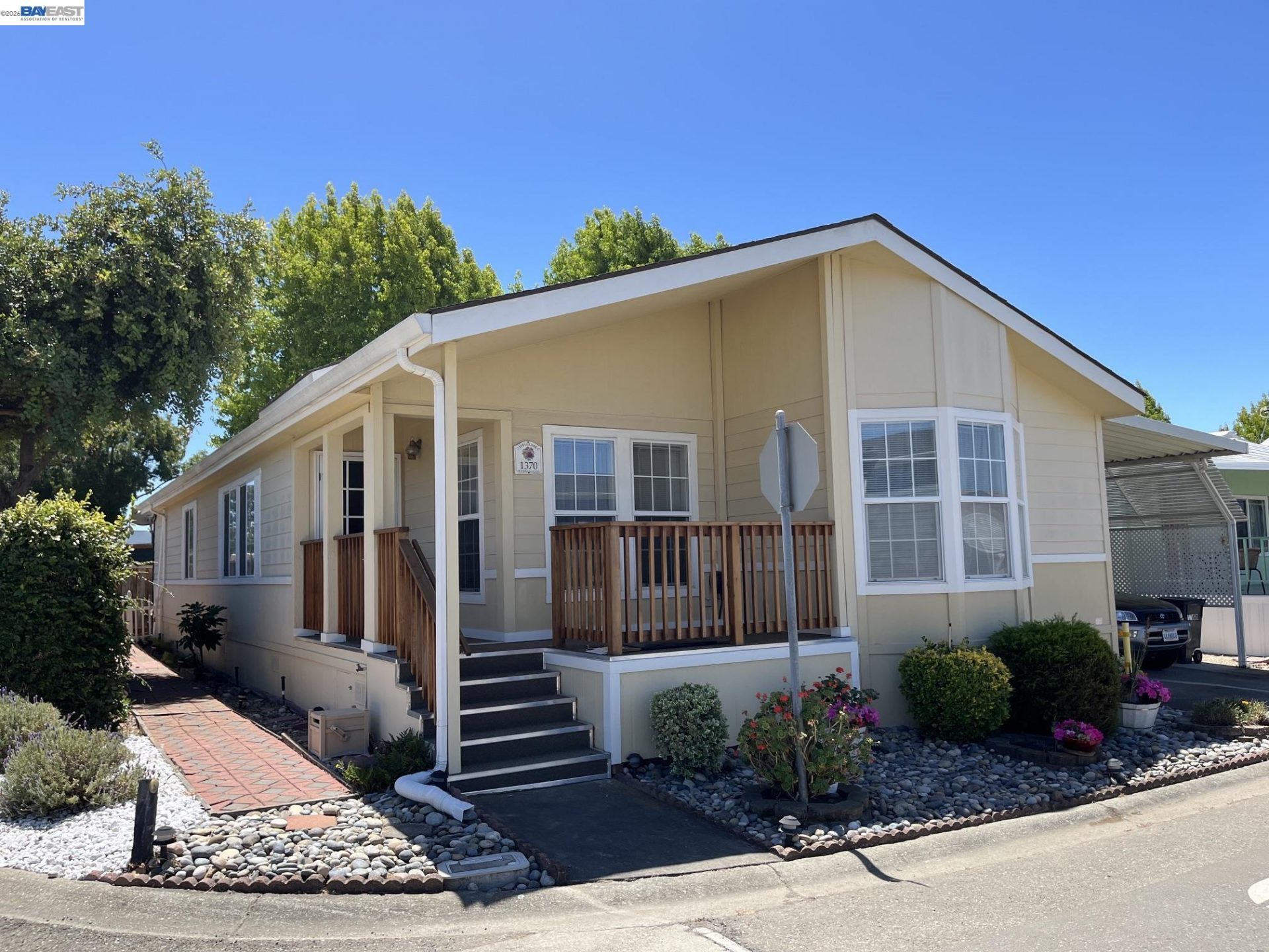 Property photo 35