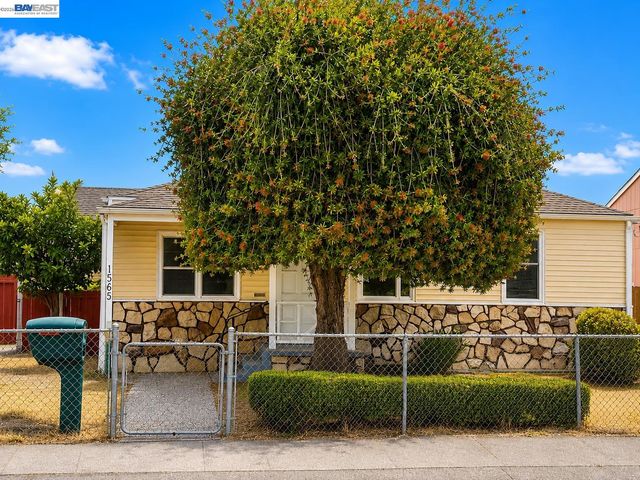 Property photo 44