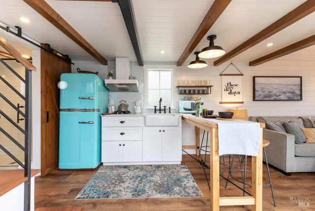 Property photo 42
