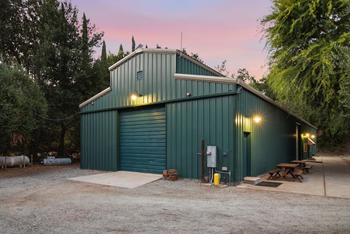 Property photo 11