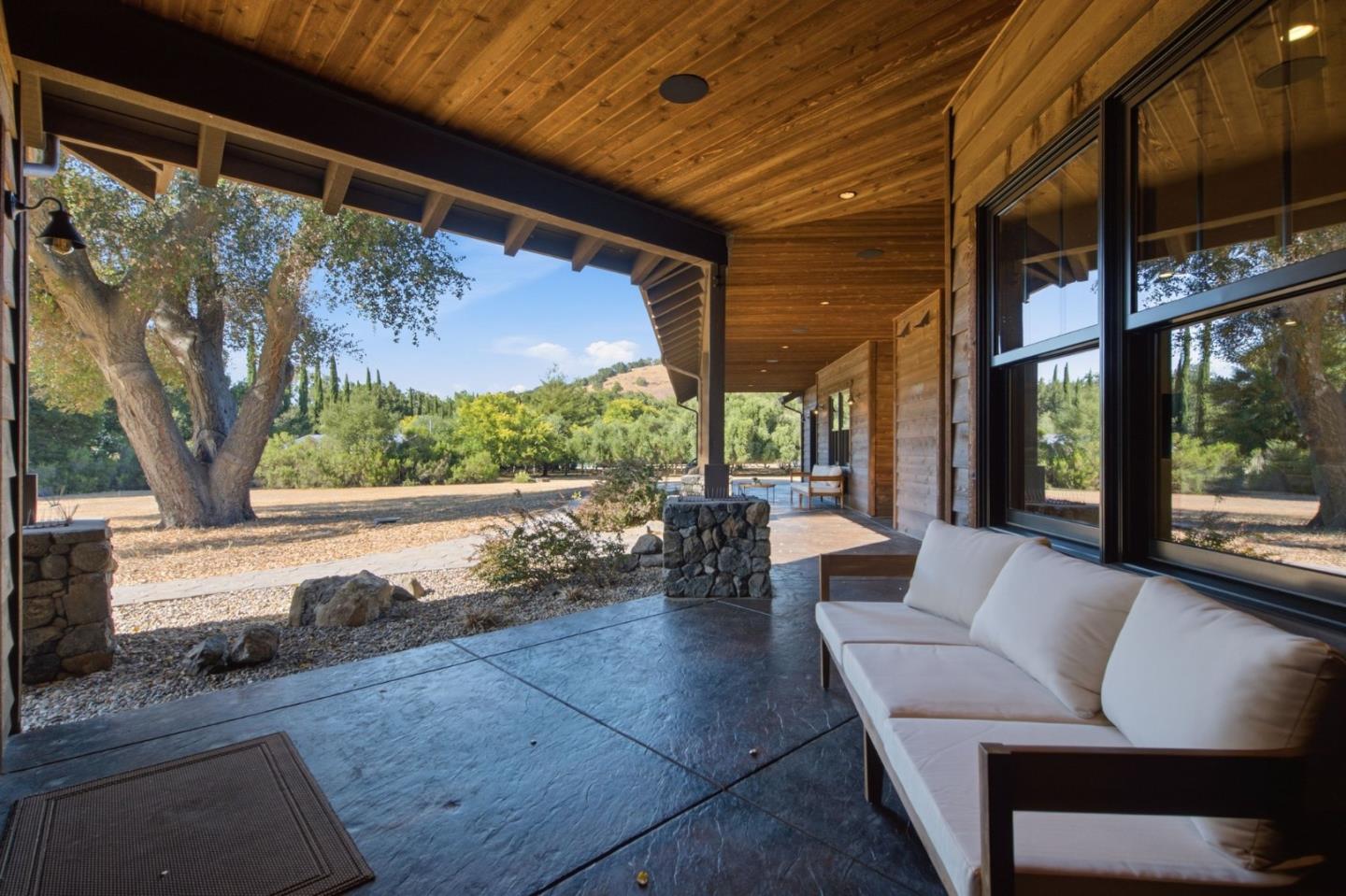 Property photo 43