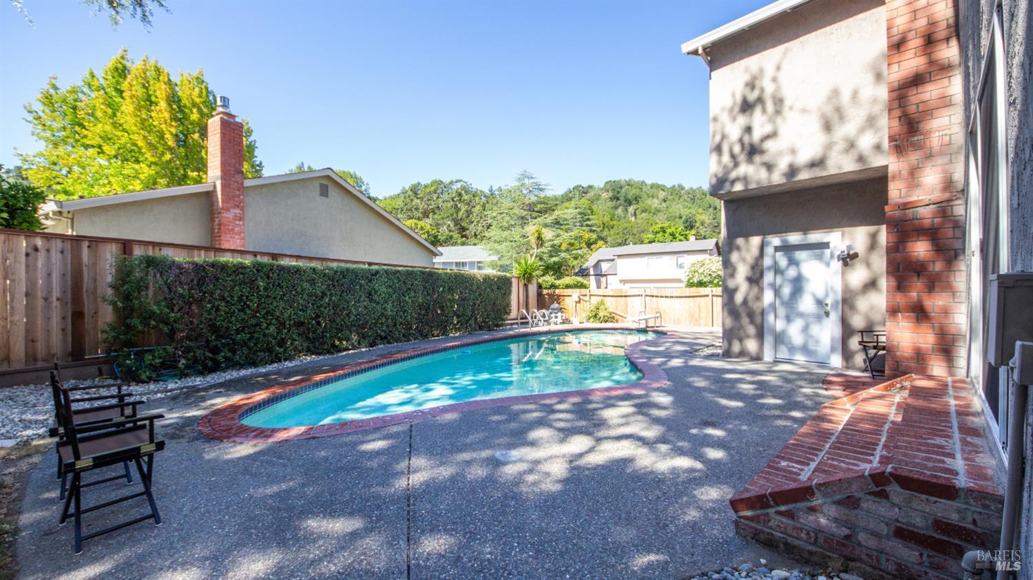 Property photo 38