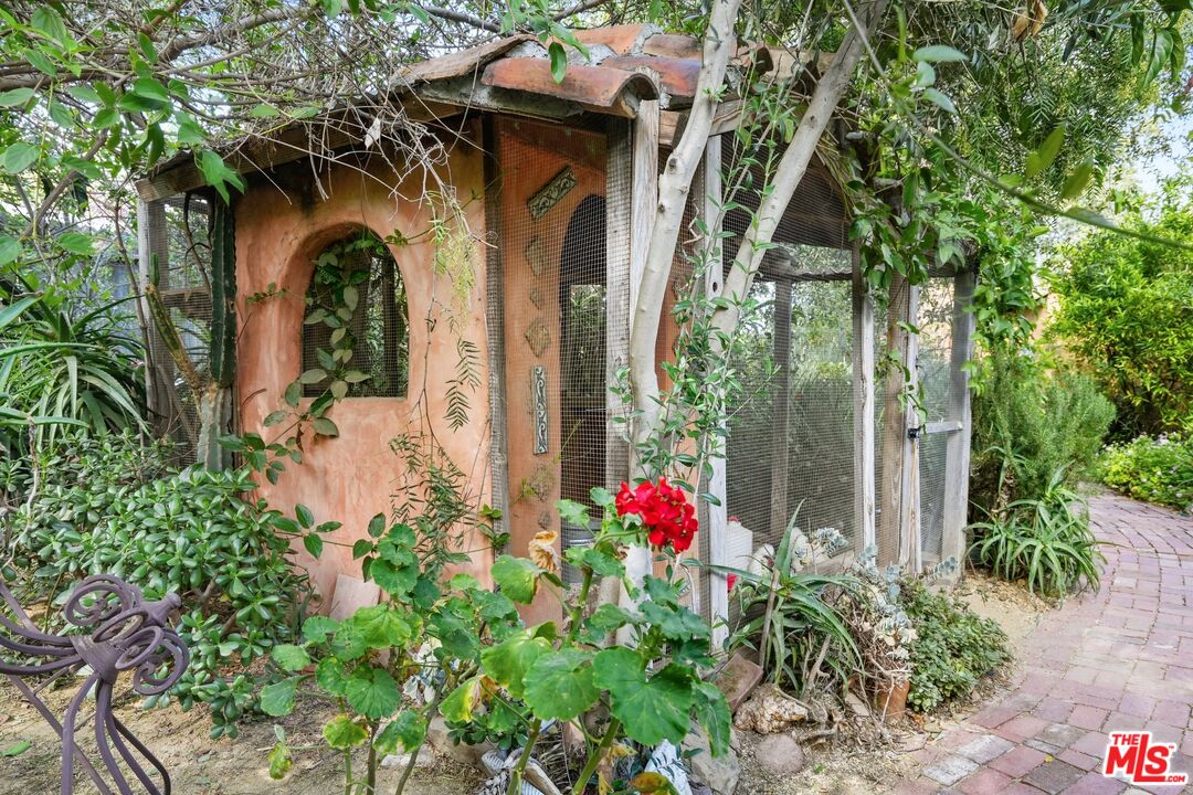 Property photo 30
