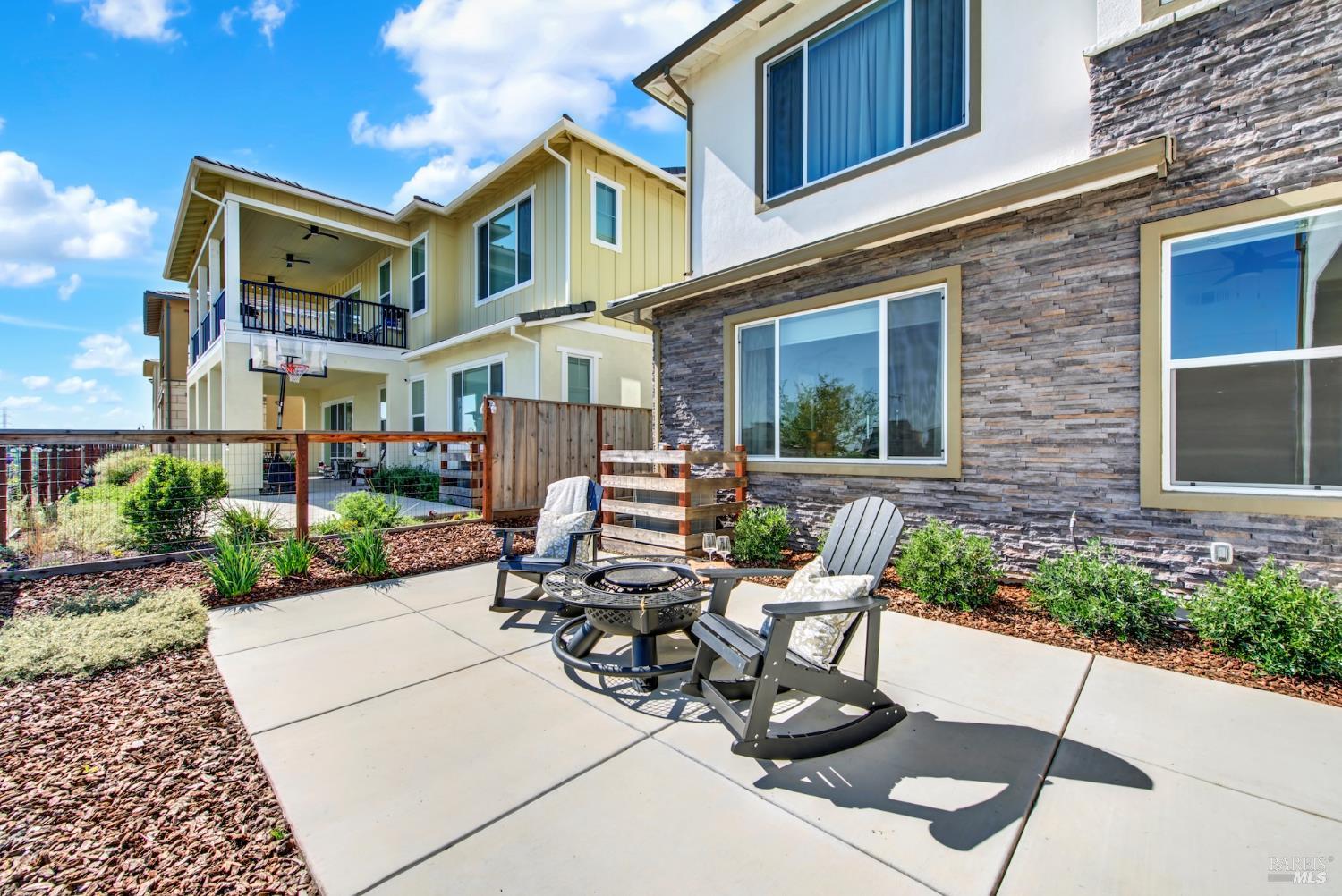Property photo 35