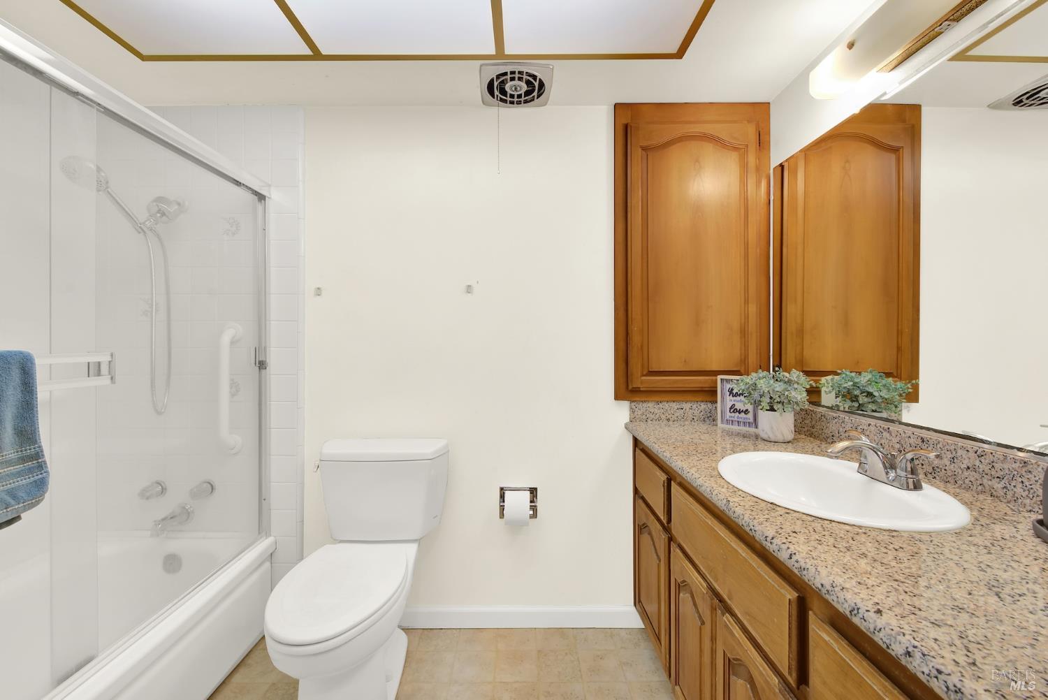 Property photo 35