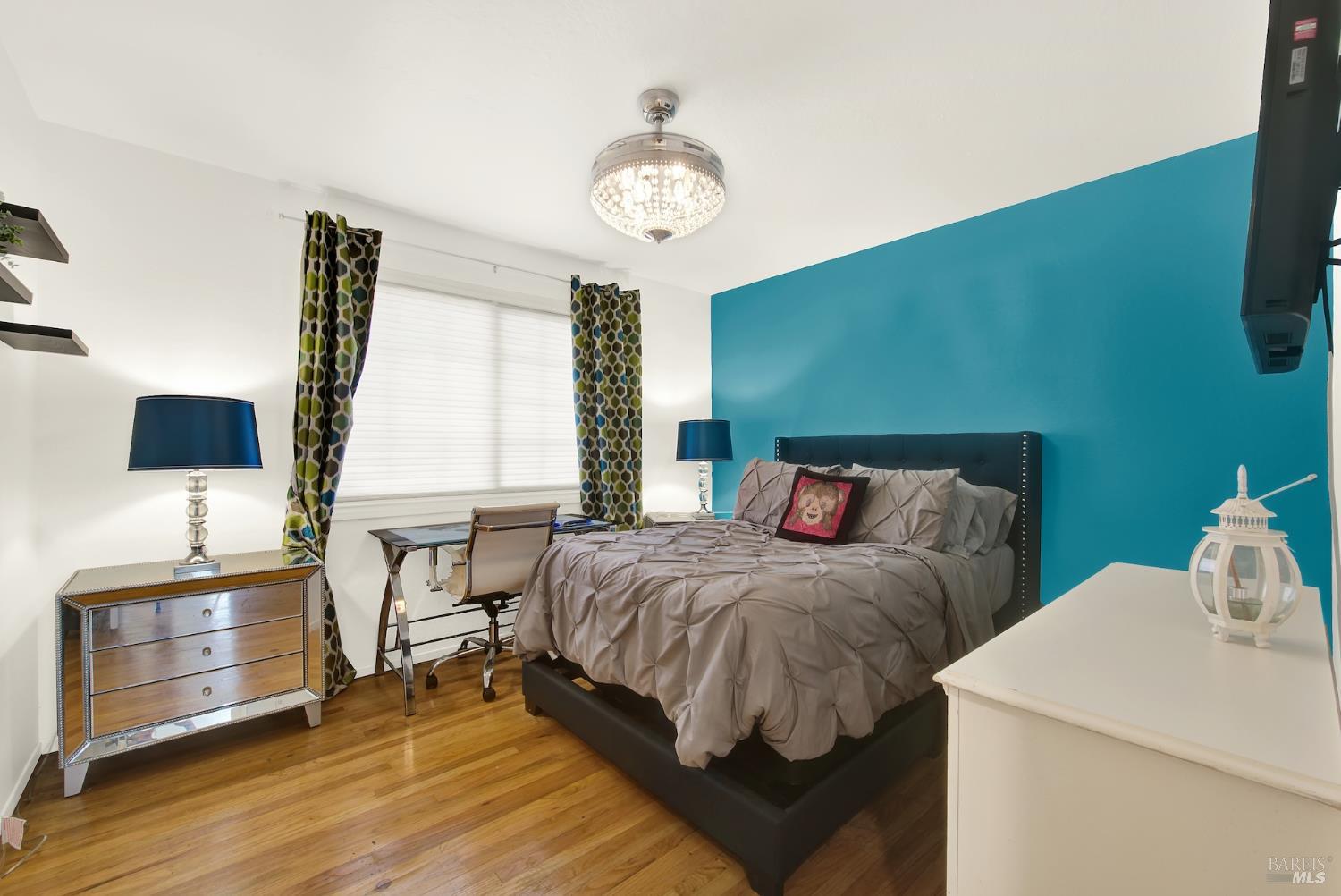 Property photo 37