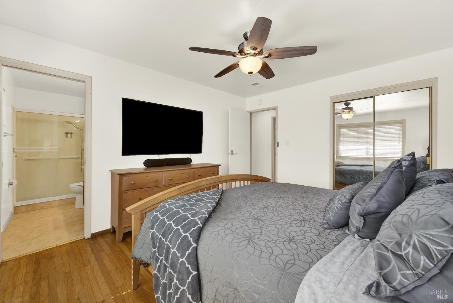 Property photo 40