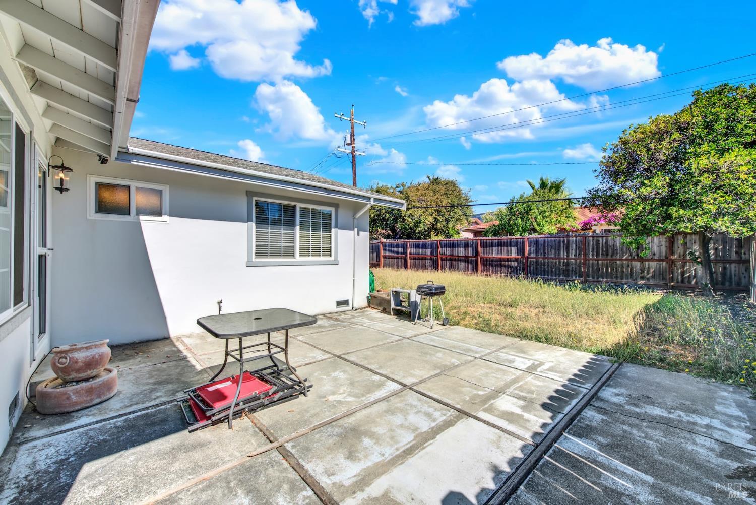 Property photo 44