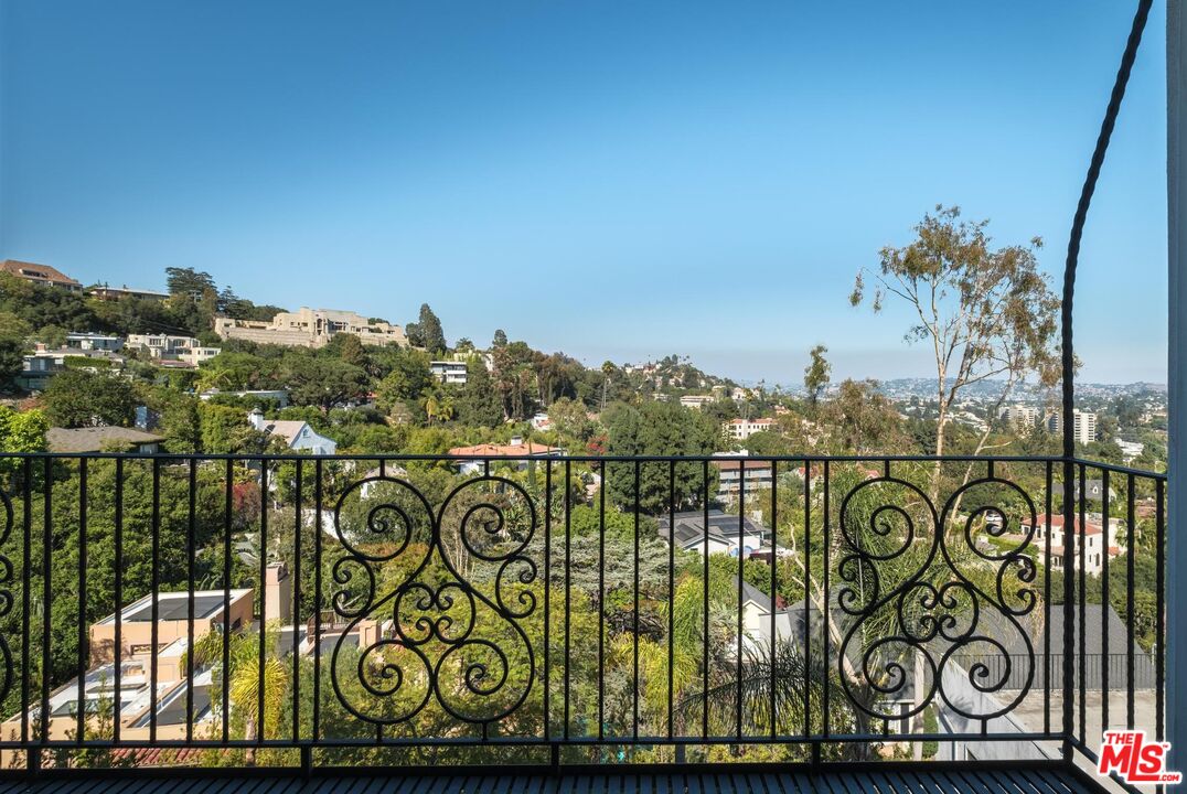 Property photo 36