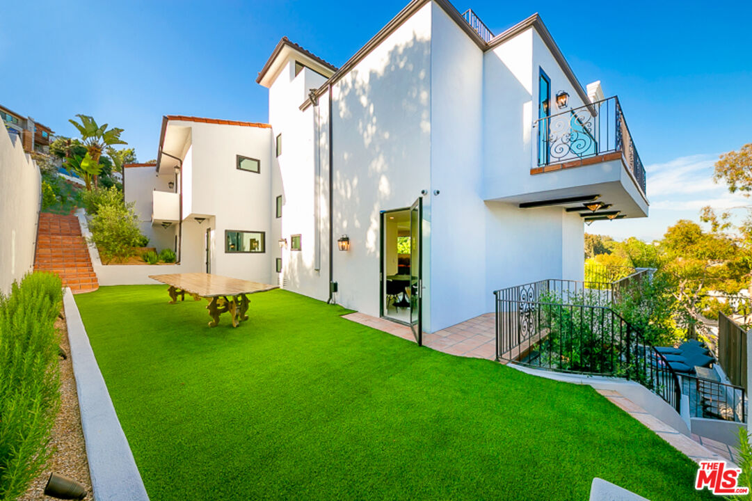 Property photo 33