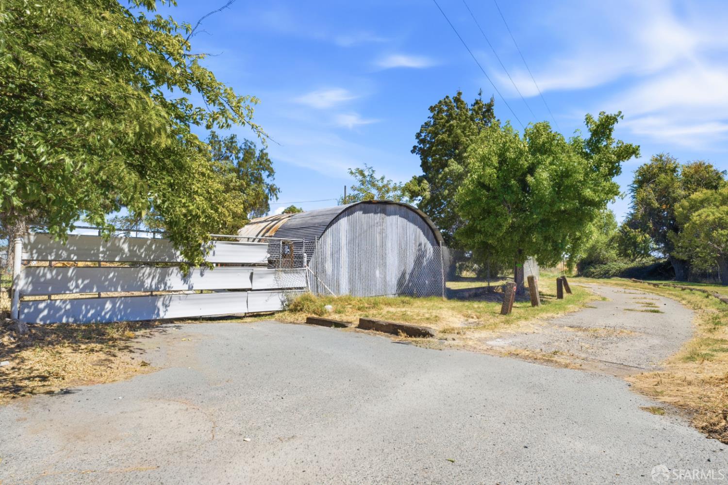 Property photo 16