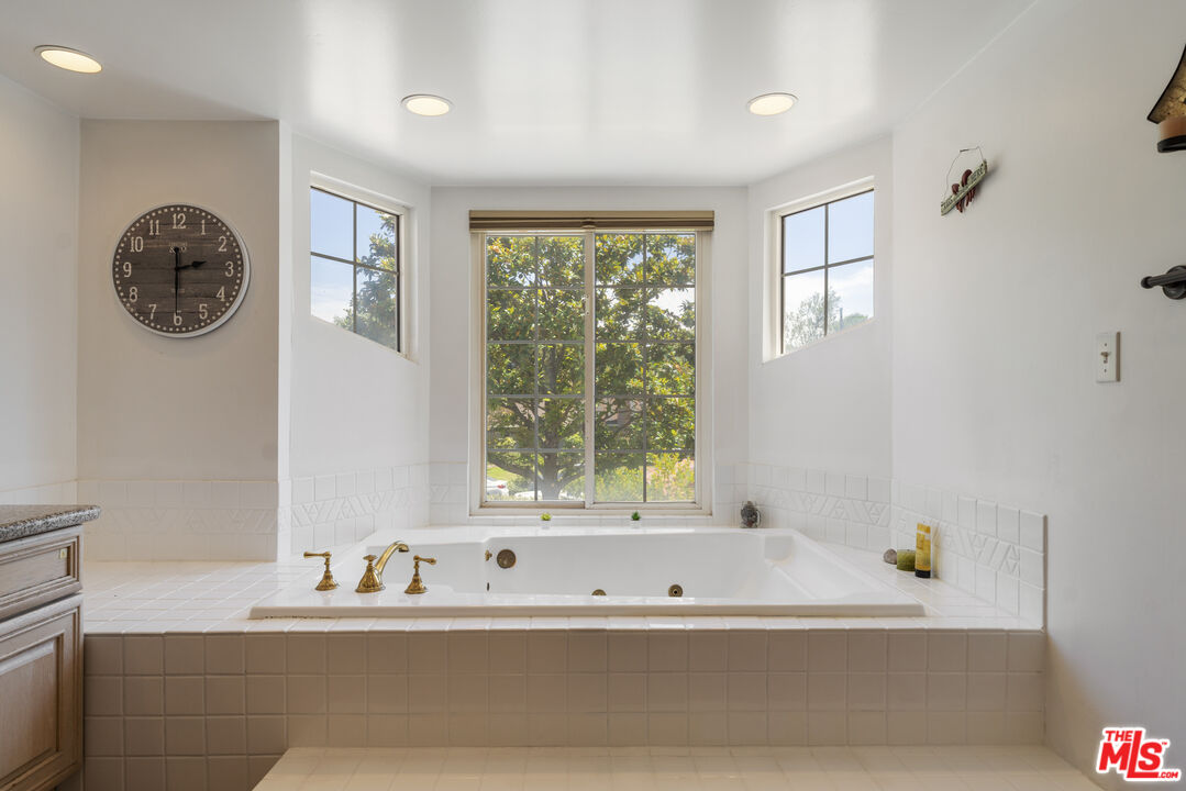 Property photo 43