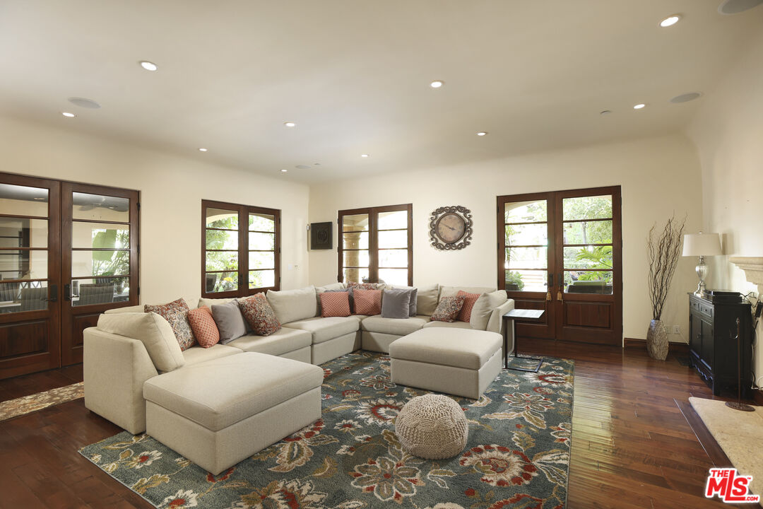 Property photo 22