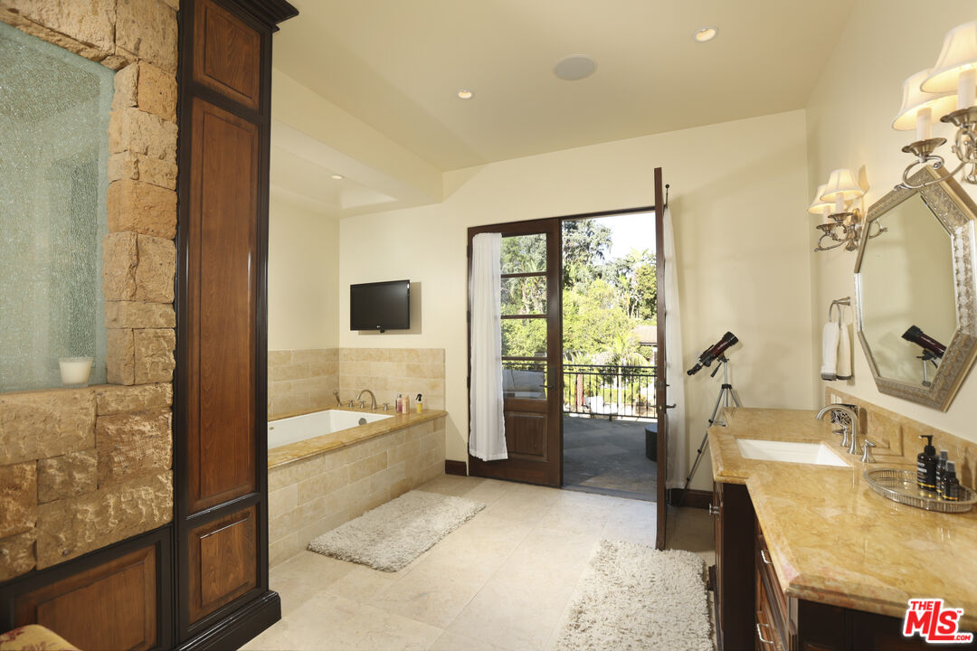 Property photo 39