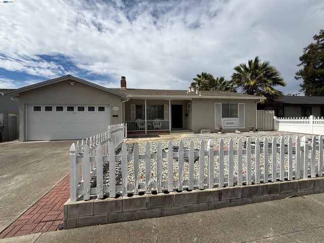Property photo 38