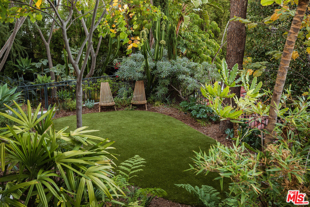 Property photo 32