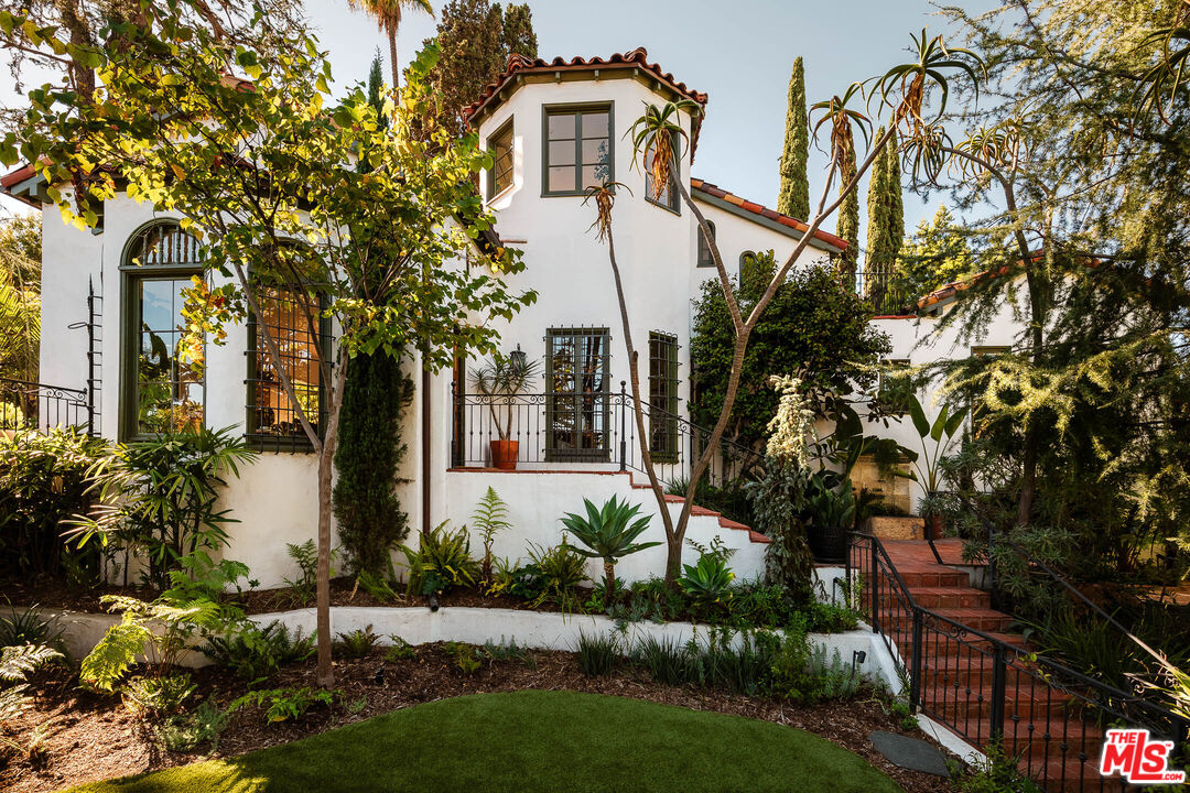 Property photo 8