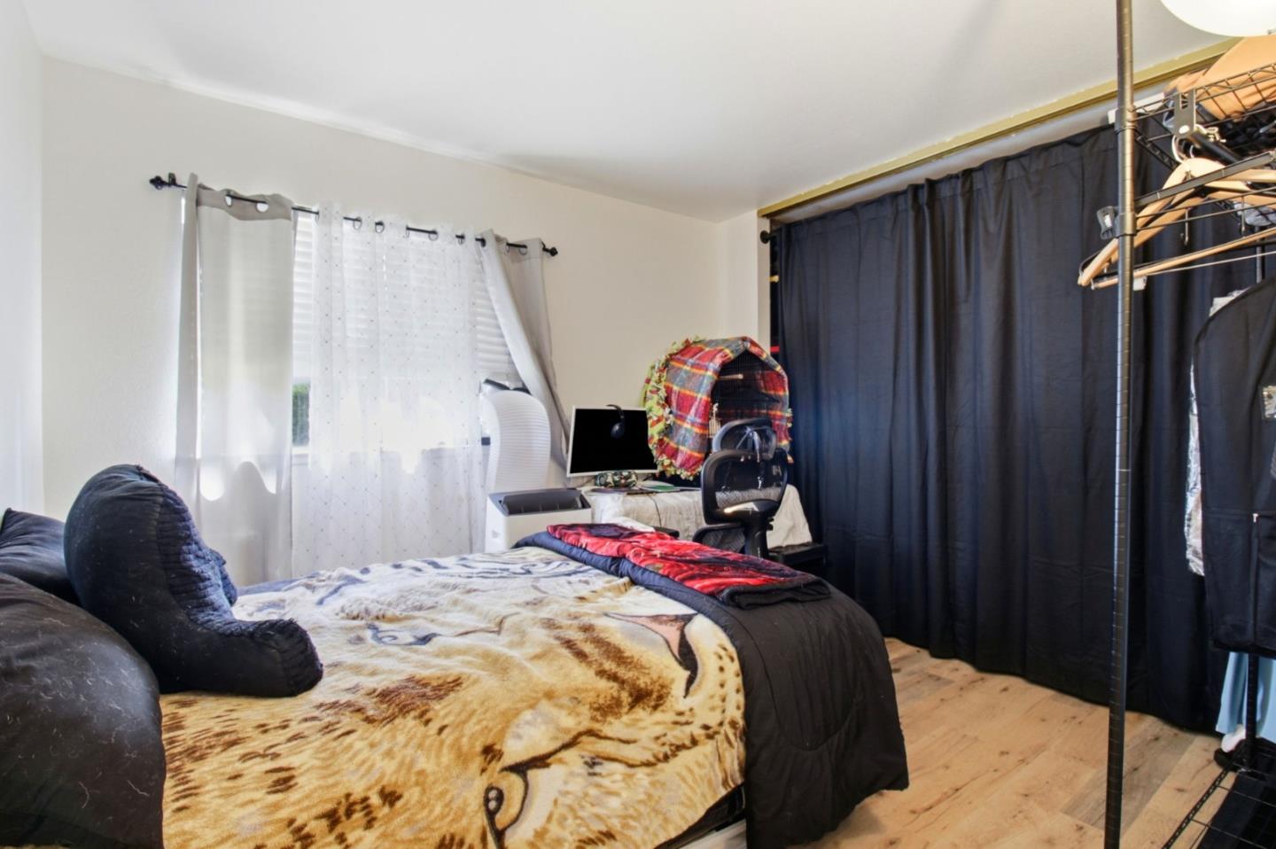 Property photo 28